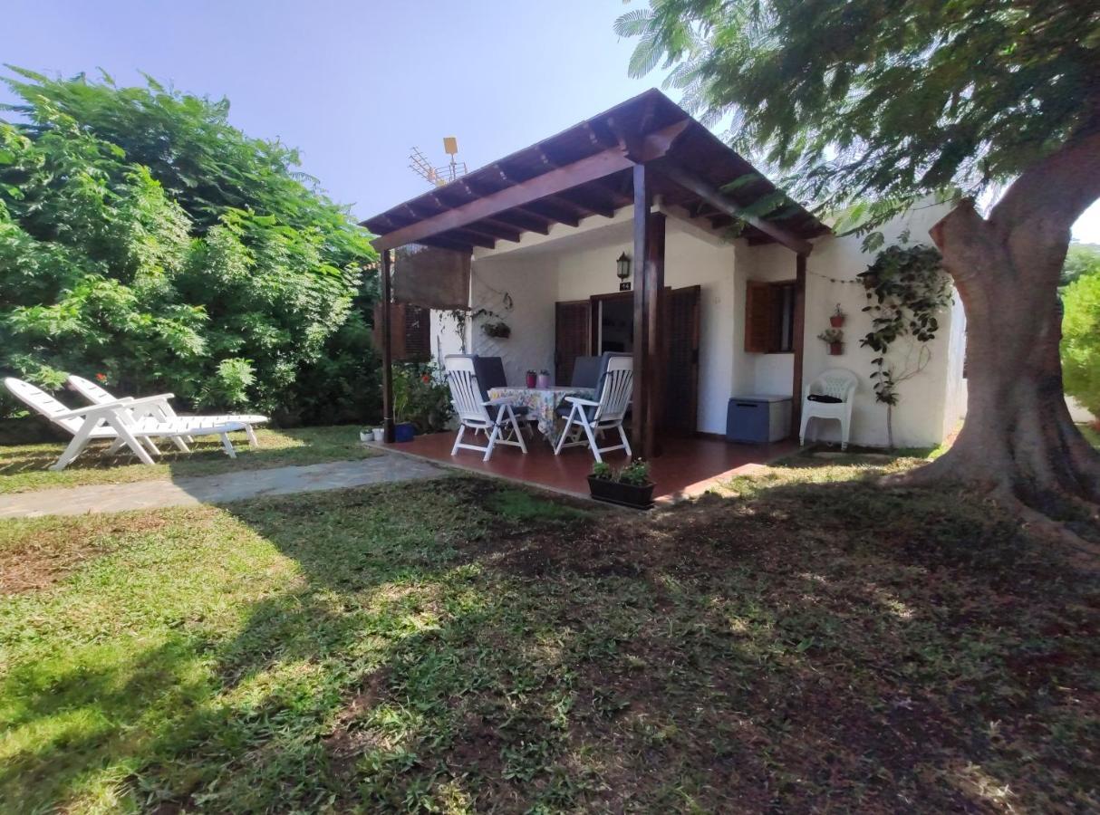 2 Bedroom Bungalow Next Yumbo Center. Free Parking プラヤ・デル・イングレス エクステリア 写真