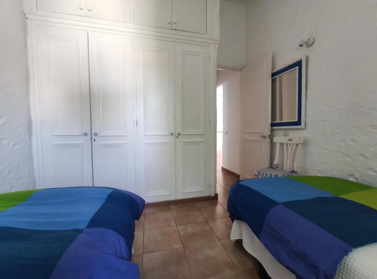 2 Bedroom Bungalow Next Yumbo Center. Free Parking プラヤ・デル・イングレス エクステリア 写真