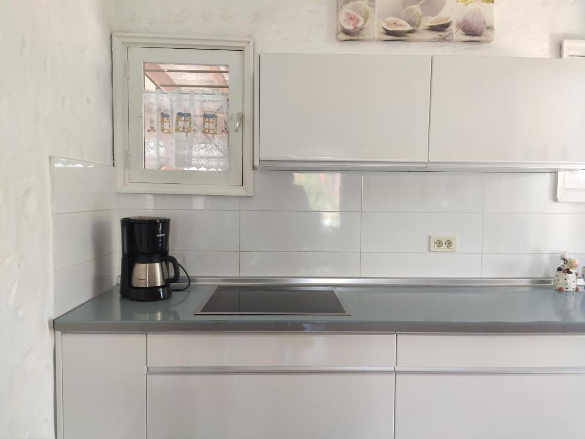 2 Bedroom Bungalow Next Yumbo Center. Free Parking プラヤ・デル・イングレス エクステリア 写真
